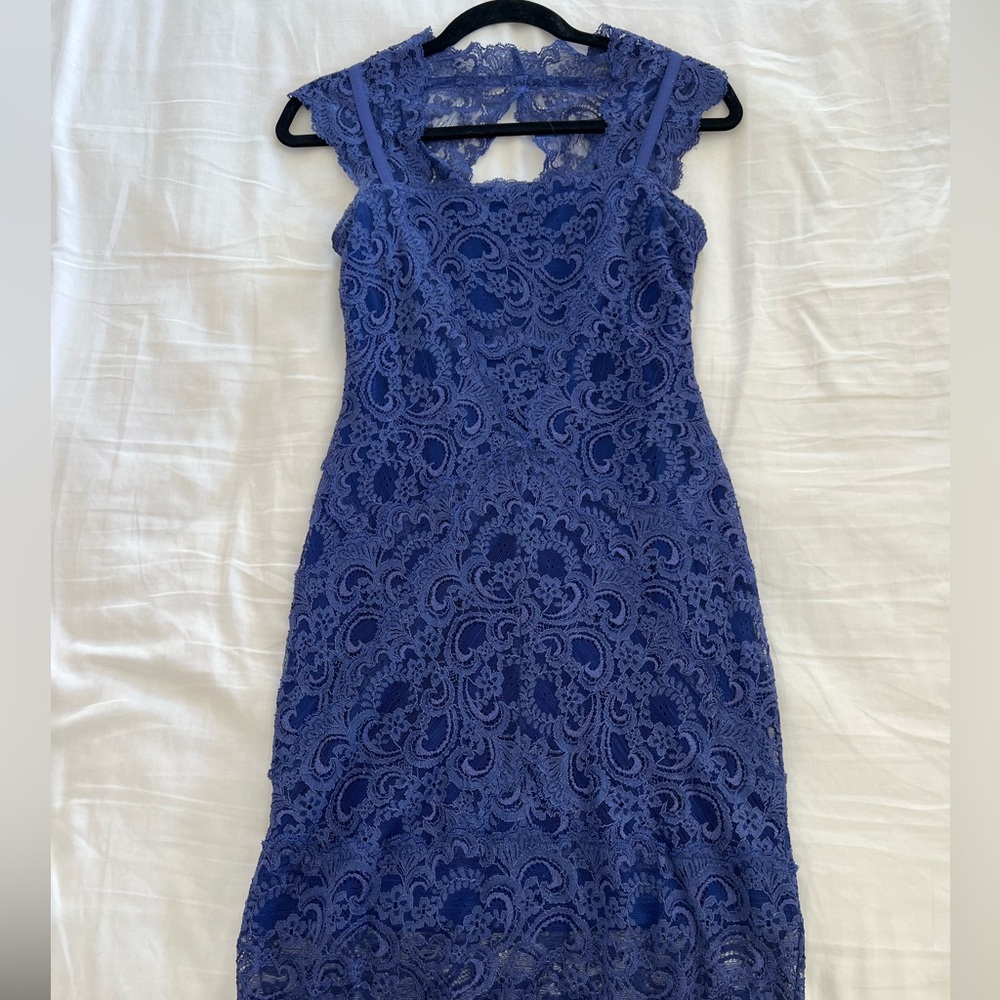 Nicole Miller Blue Lace Cap Sleeve Cocktail Dress